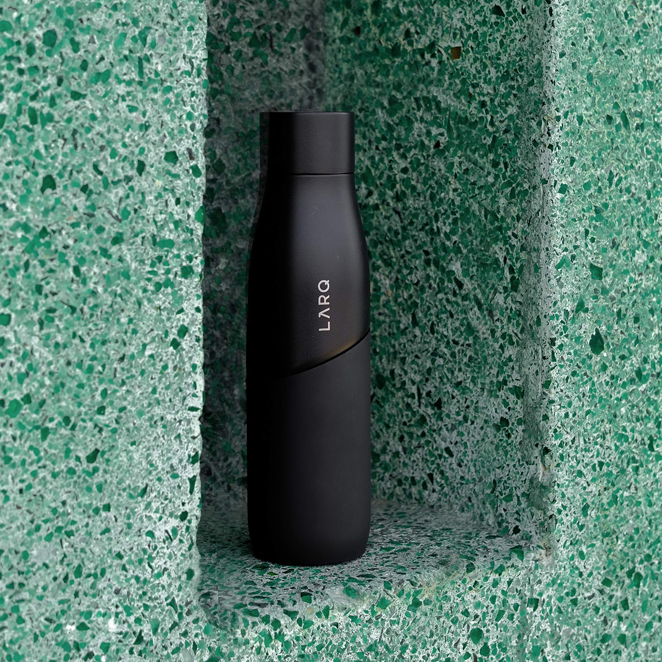 LARQ Bottle Movement PureVis 24 oz - Lightweight Self-Cleaning and Non-Insulated Stainless Steel Water Bottle with UV Water Purifier | Reusable & Travel Friendly, Black/Onyx - Image 6